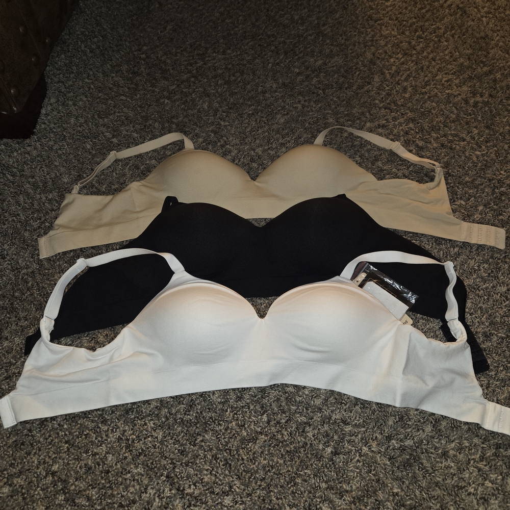 Everyday Seamless Molded Bras - Pack of 3 (White, Black, Beige)